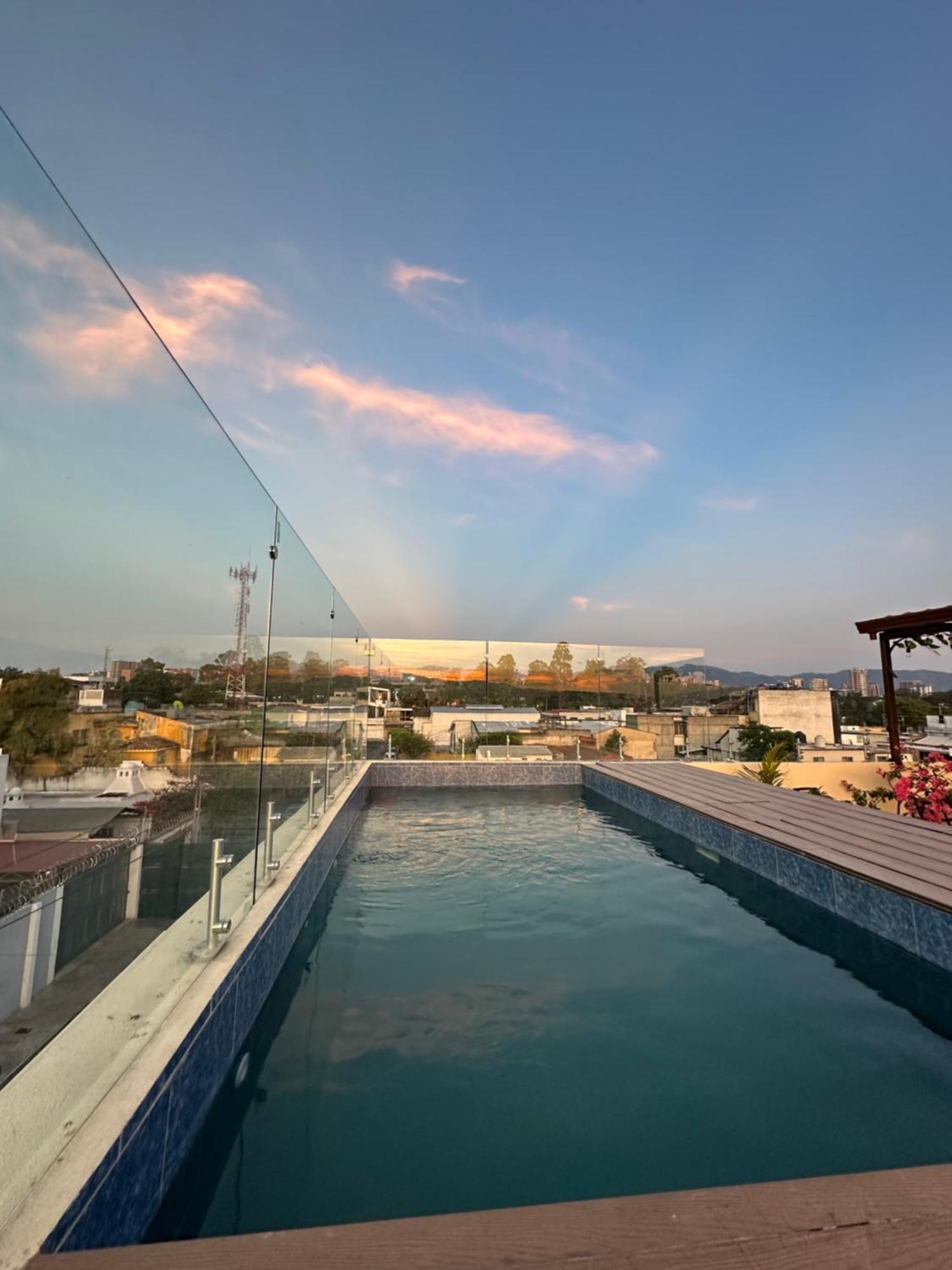 Hotel Sky Garden Guatemala-Stadt Exterior foto